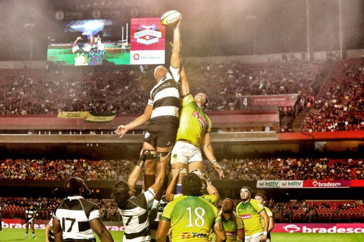 Em jogo histórico no Morumbi, Brasil sai na frente e anota três tries, mas leva virada do Barbarians