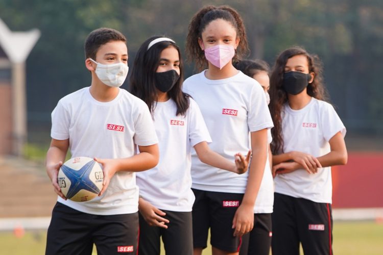 Sesi inaugura atividades de rugby para crianças e adolescentes em Campinas