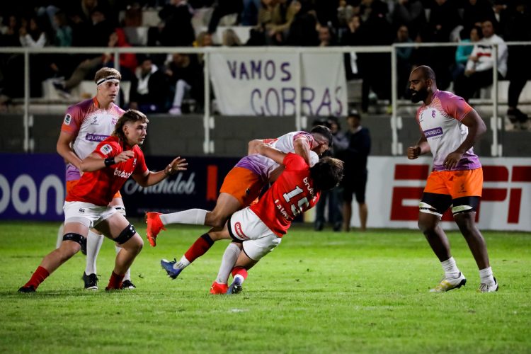 Cobras arrancam precioso ponto bônus fora de casa contra o líder do Super Rugby Américas