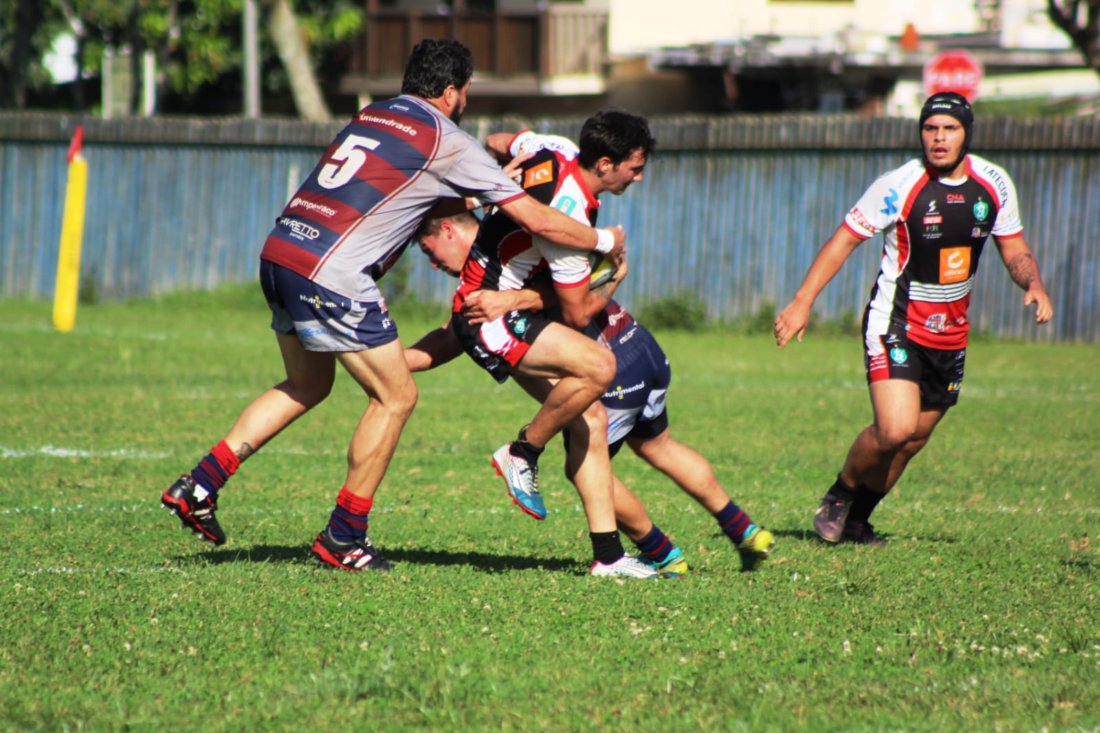 Jacareí é líder invicto no Super 12 após vitória em Curitiba