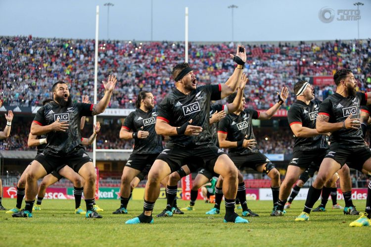 Brasil Rugby oferece experiência em realidade virtual e brincadeiras com o jogo para o público na COB Expo
