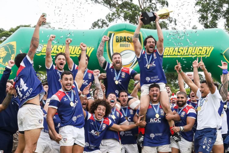 Pasteur quebra jejum e é campeão invicto do Super 12!