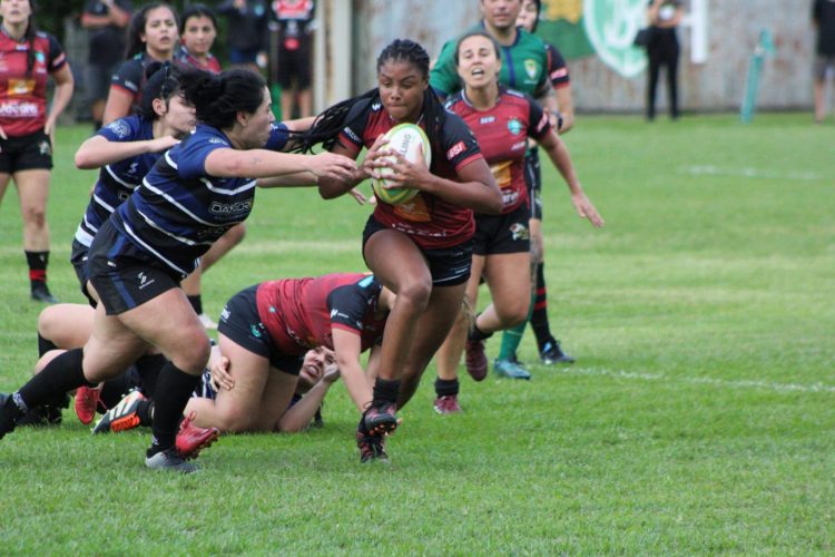 Poli USP e Jacrói vencem e estão coladas na disputa do título do Paulista Feminino de Rugby XV